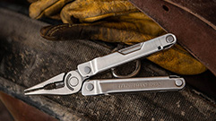 LEATHERMAN BOND POLIVALENTE 14 FUNCIÓNS