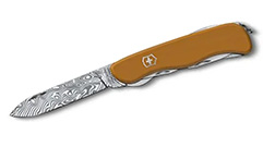 VICTORINOX PICKNICKER DAMAST EDICIÓN LIMITADA 2022